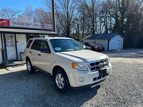  4 Brand New Tires!! See all of our inventory on our website at nolesautosales.com Call us at 919-772-6968 All Prices exclude Tax Title Tags and $150.00 Doc Fee 